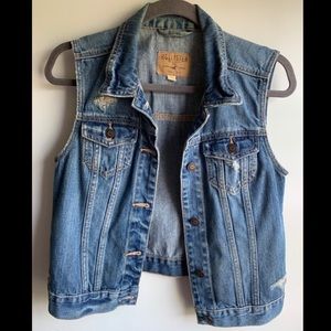 Hollister denim vest - Size Large